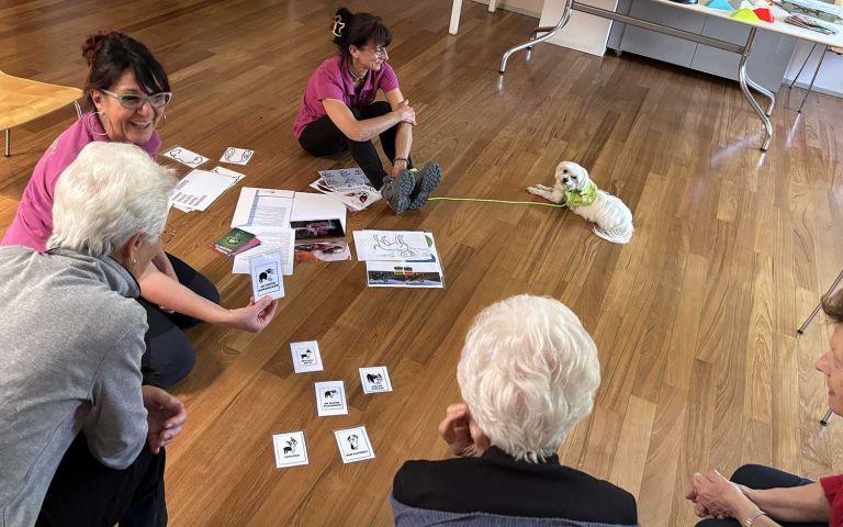 UAM alla Healthy Aging Week 2025: Presentazione di un progetto pilota sugli Interventi Assistiti con gli Animali negli anziani